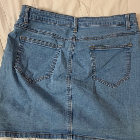 Fashion Nova Jean Skirt - Picture 8 of 9
